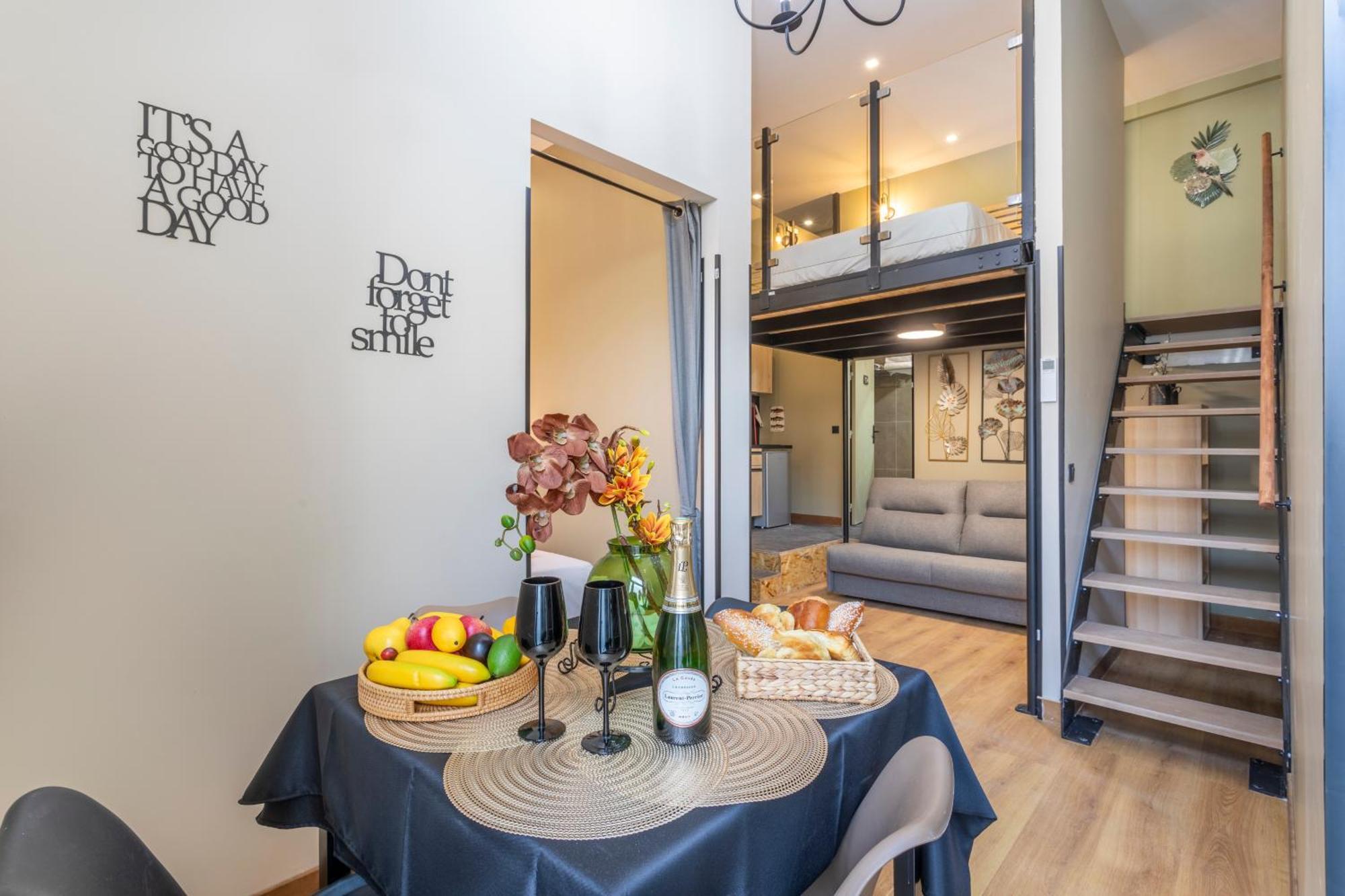 Adira Marseille Montgrand 2 Etoiles 아파트 외부 사진